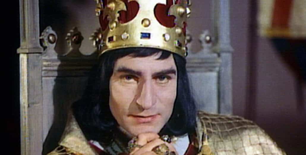 Richard III summary featuring Lawrence Olivier