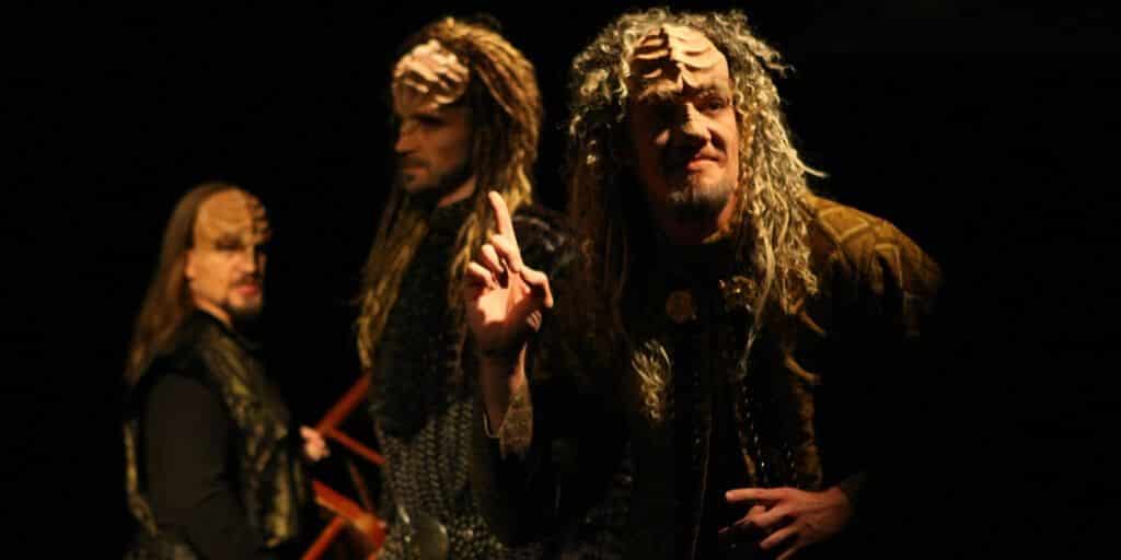 3 Klingons on stage - speaking Shakespeare's lines - one of 50 Shakespeare facts!